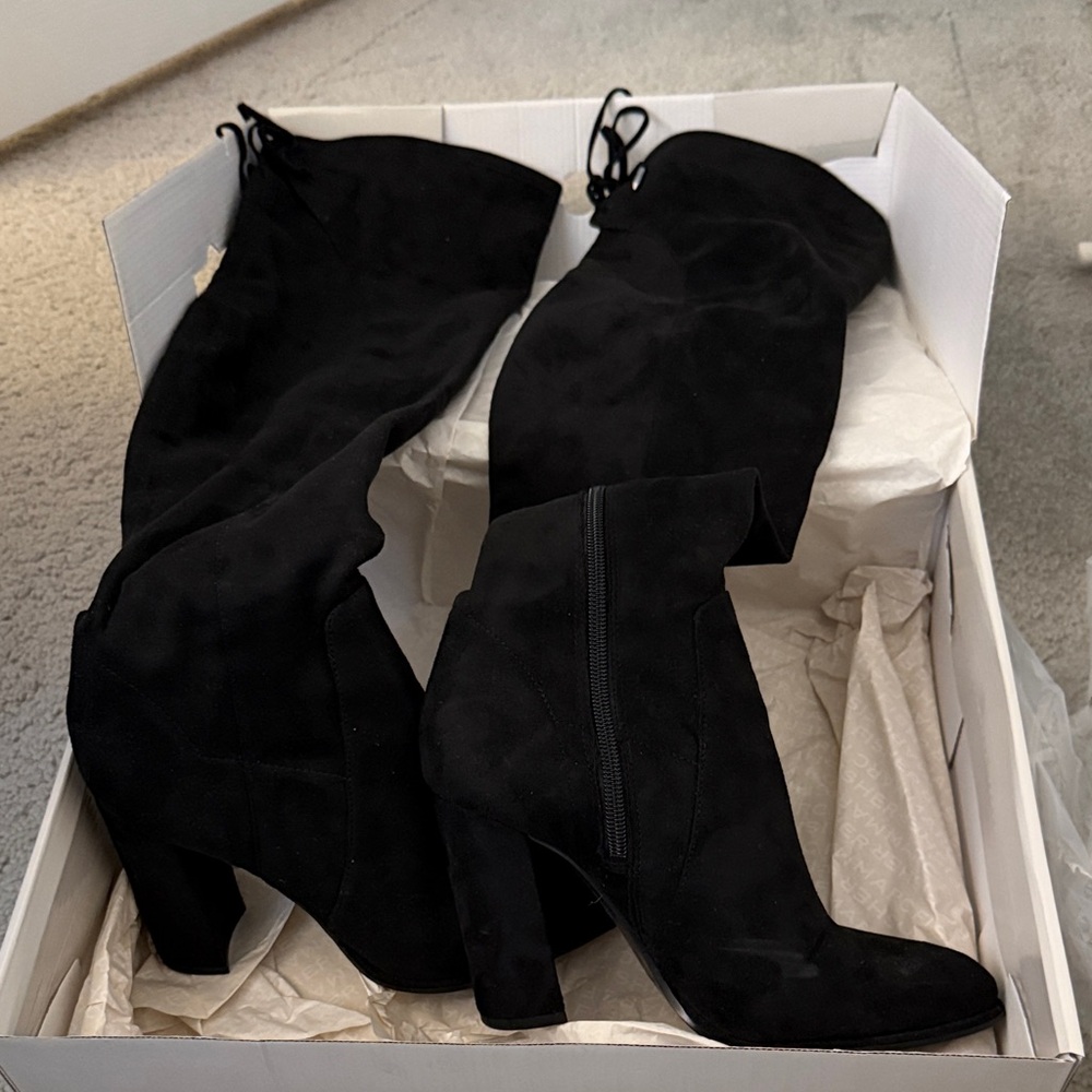 Elegant Black Suede Women's Boots